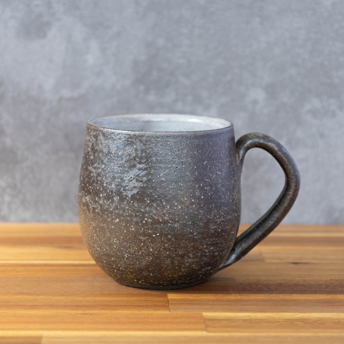 Chunky mug (black and silver)