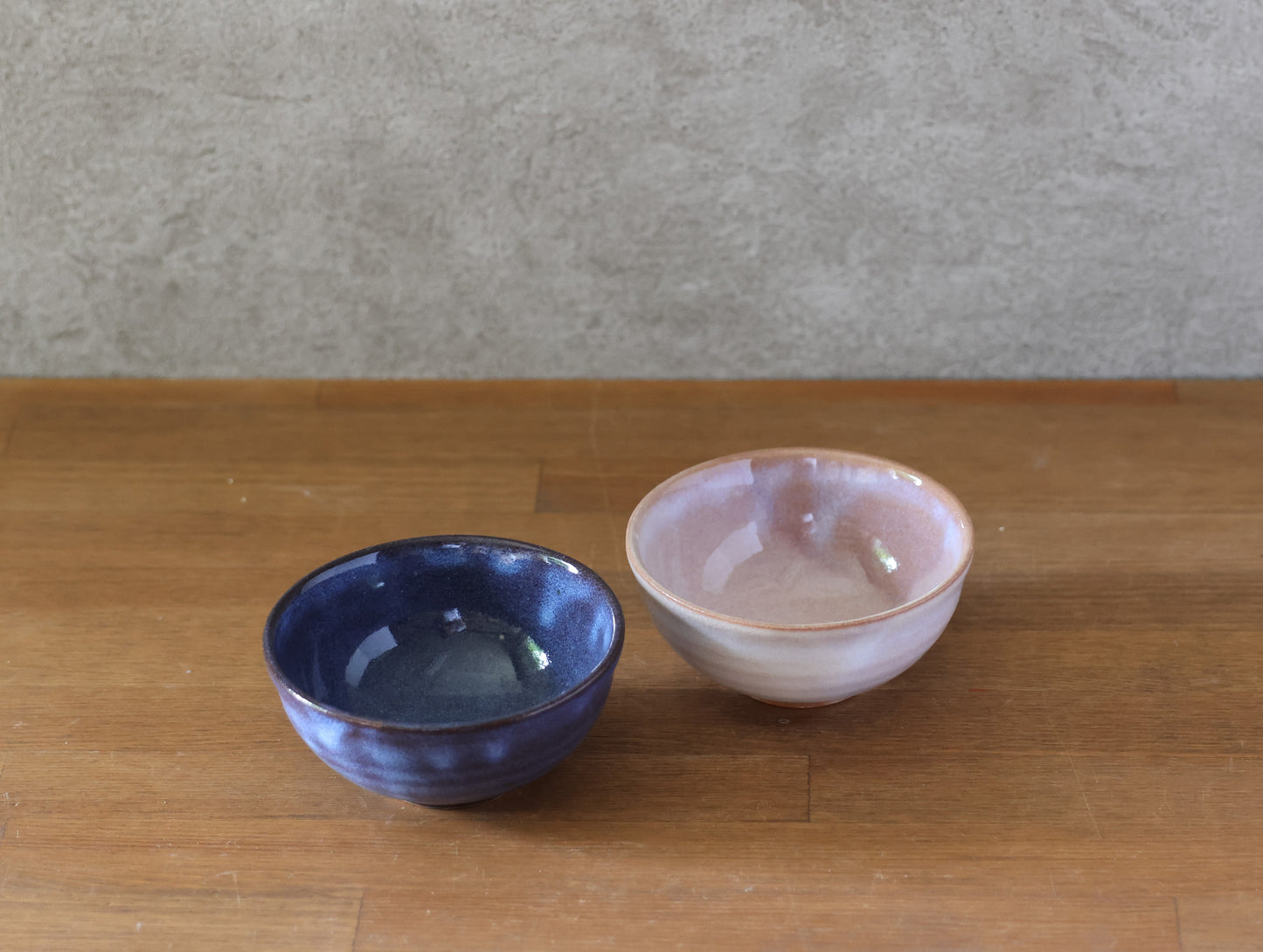 Round small bowl