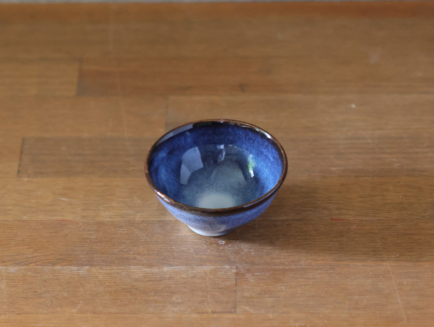 Sprayed sake cup