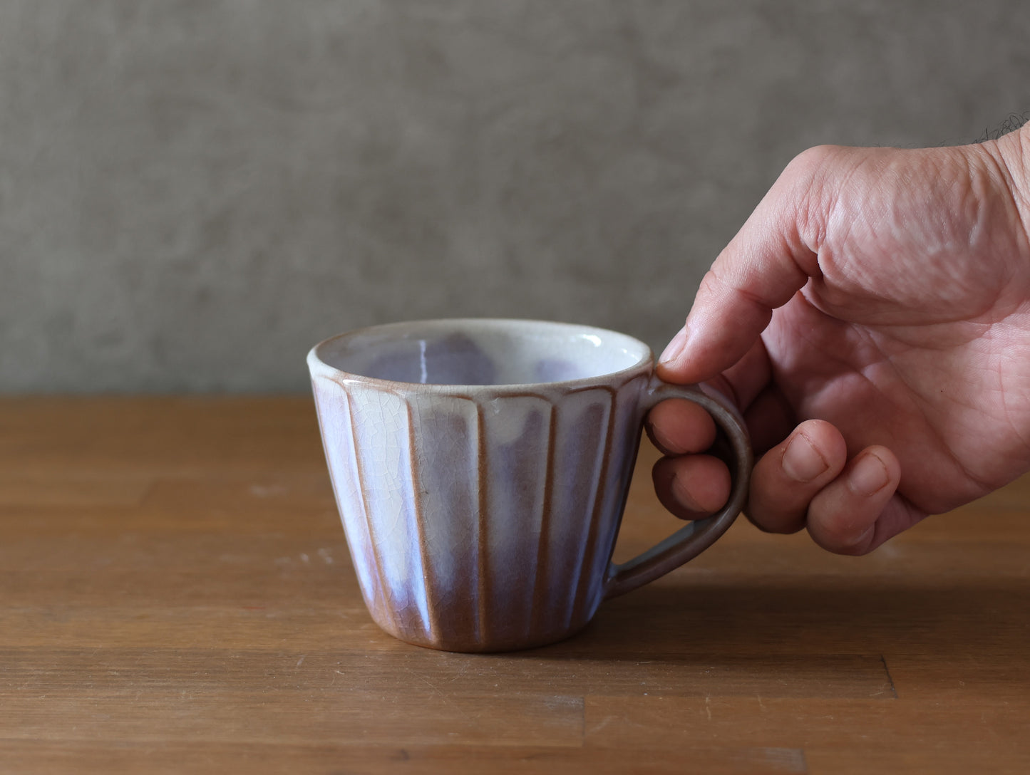 Small beveled cafe au lait cup