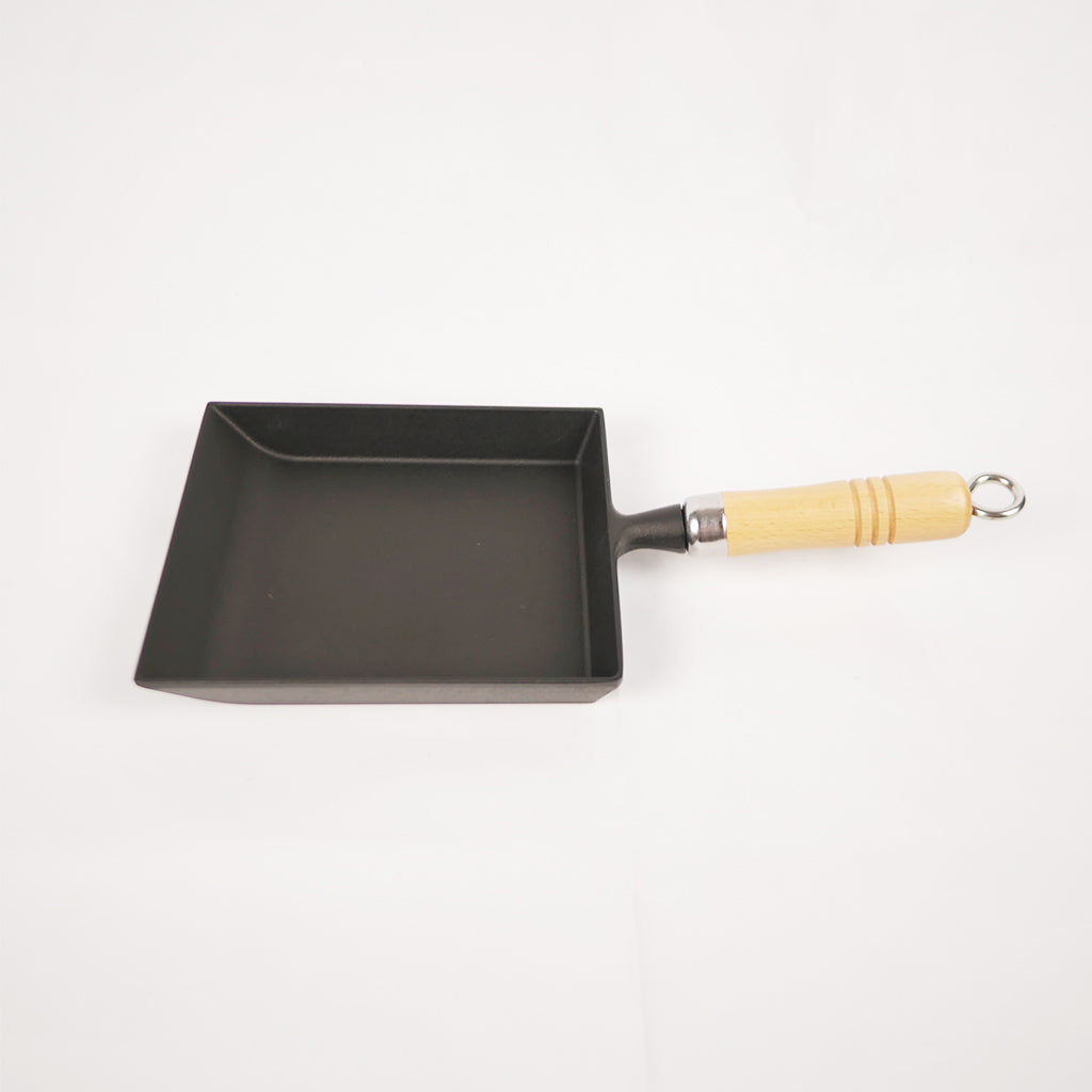 Tamagoyaki (with wooden handle)