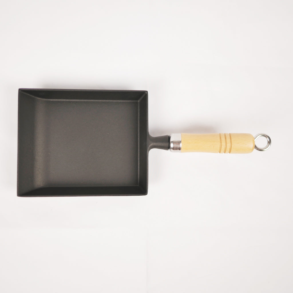 Tamagoyaki (with wooden handle)